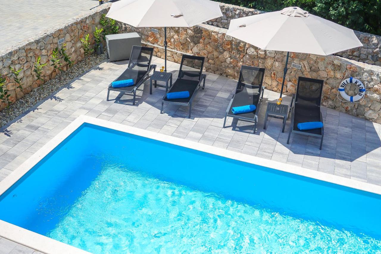 Villa Kaoru Brand New Villa With A Heated Swimming Pool 말린스카 외부 사진